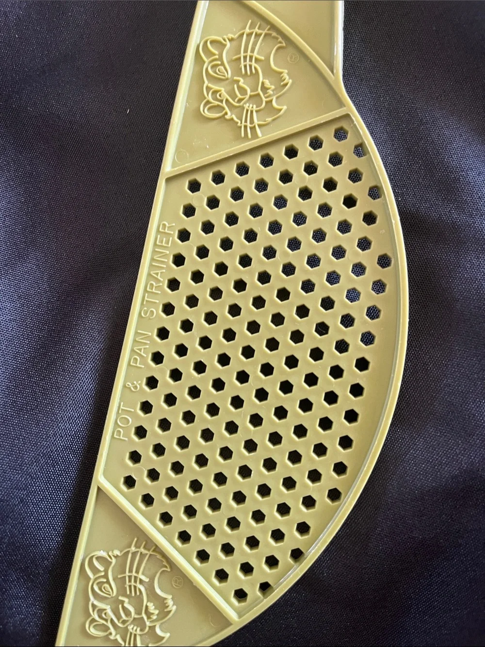 Vtg ESSO Exxon TONY THE TIGER Pot Strainer AVOCADO GREEN Plastic MCM Advertising